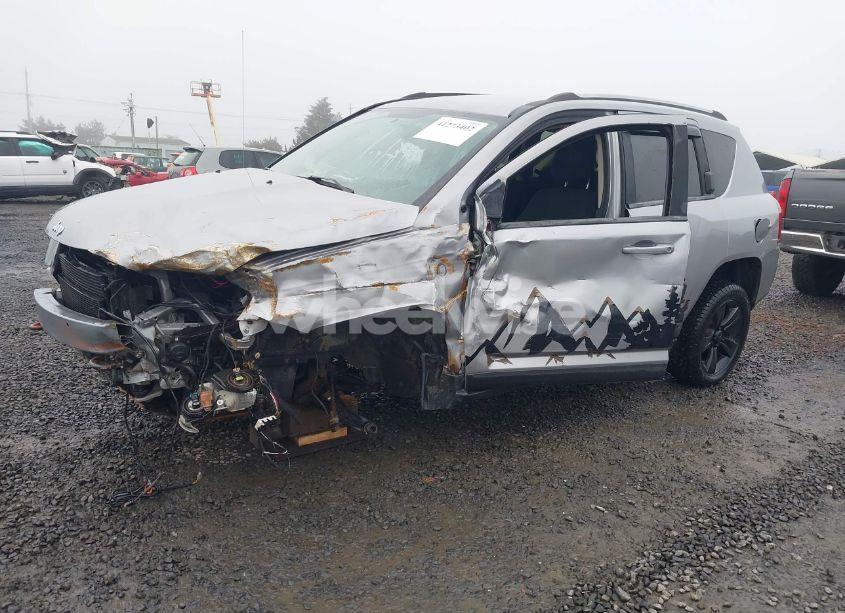 Photo 2 of 2015 Jeep Compass SPORT (VIN 1C4NJDBB7FD366306)