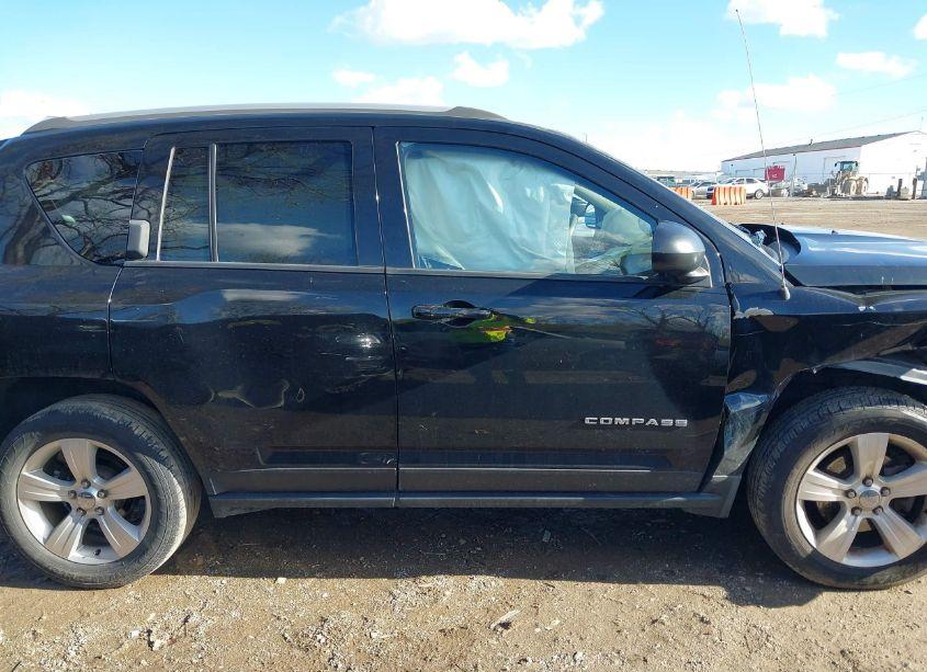 Photo 13 of 2016 Jeep Compass SPORT (VIN 1C4NJDBB7GD632036)