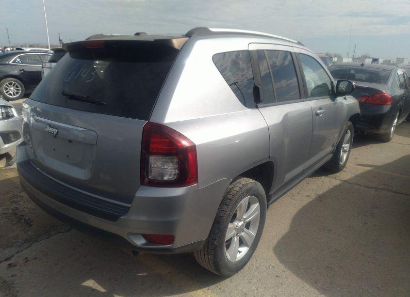 Photo 4 of 2016 Jeep Compass SPORT (VIN 1C4NJDBB7GD662184)