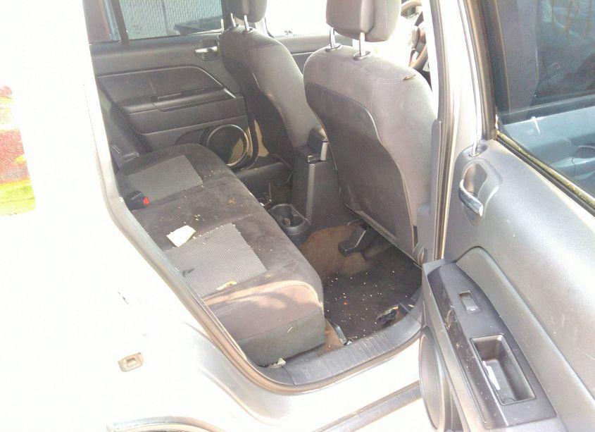 Photo 8 of 2016 Jeep Compass SPORT (VIN 1C4NJDBB7GD662184)