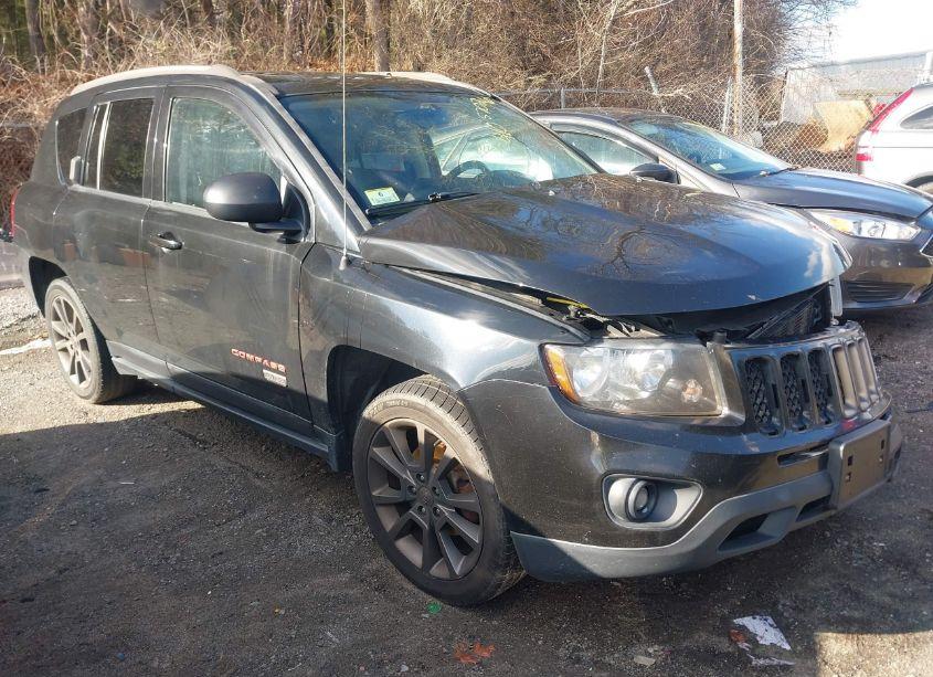 2016 Jeep Compass 75TH ANNIVERSARY (VIN 1C4NJDBB7GD707169) main photo