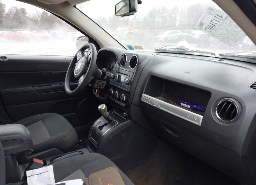 Photo 5 of 2016 Jeep Compass SPORT (VIN 1C4NJDBB7GD756498)