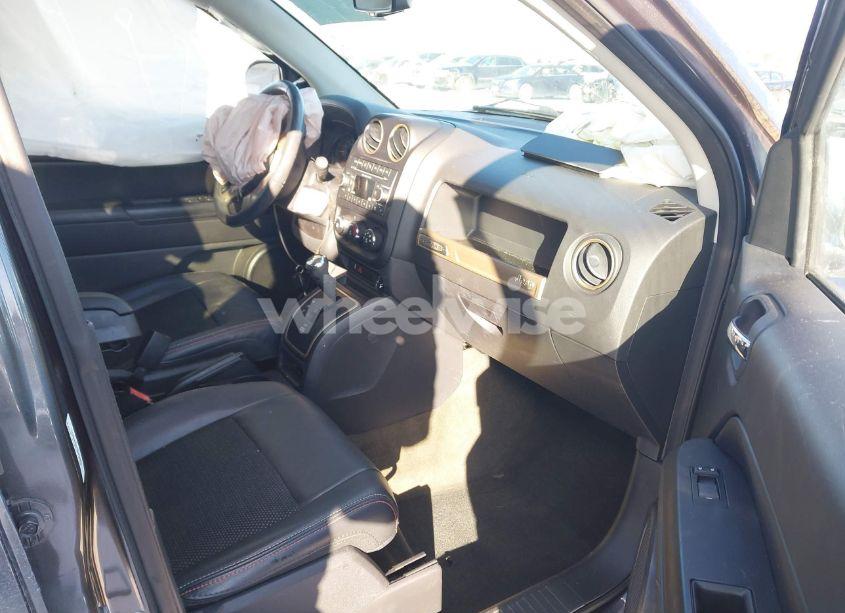 Photo 5 of 2016 Jeep Compass 75TH ANNIVERSARY (VIN 1C4NJDBB7GD809930)