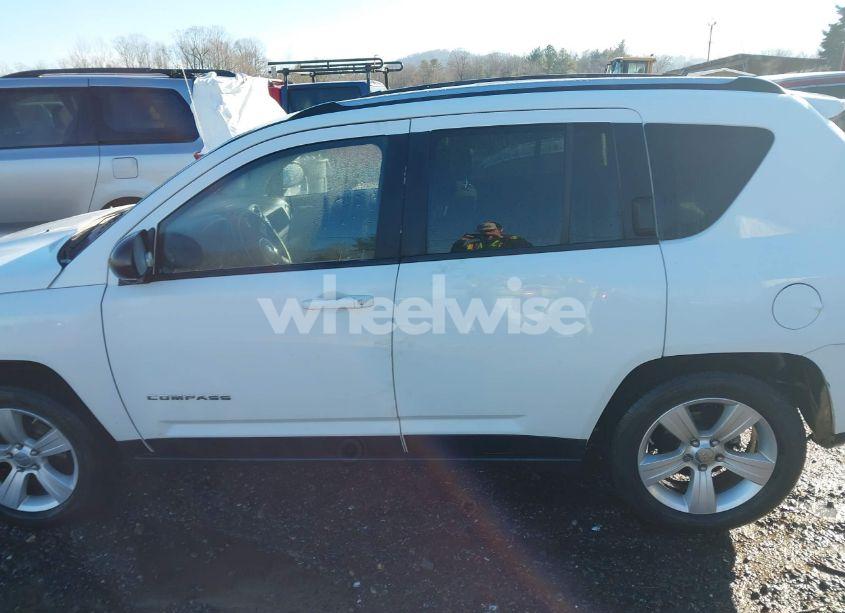 Photo 14 of 2012 Jeep Compass SPORT (VIN 1C4NJDBB8CD597114)