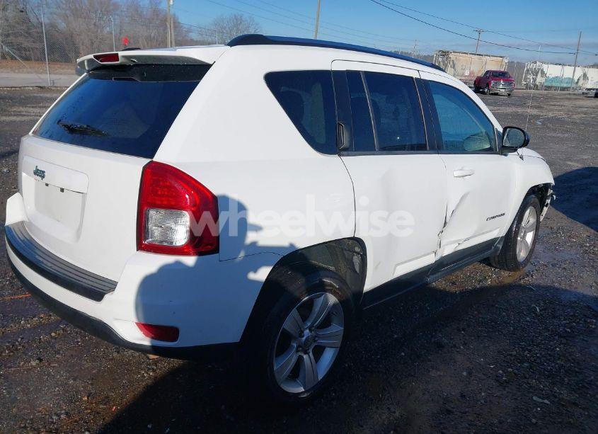Photo 4 of 2012 Jeep Compass SPORT (VIN 1C4NJDBB8CD597114)