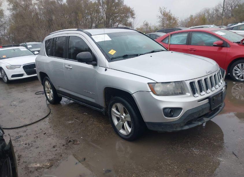 2014 Jeep Compass SPORT (VIN 1C4NJDBB8ED579991) main photo