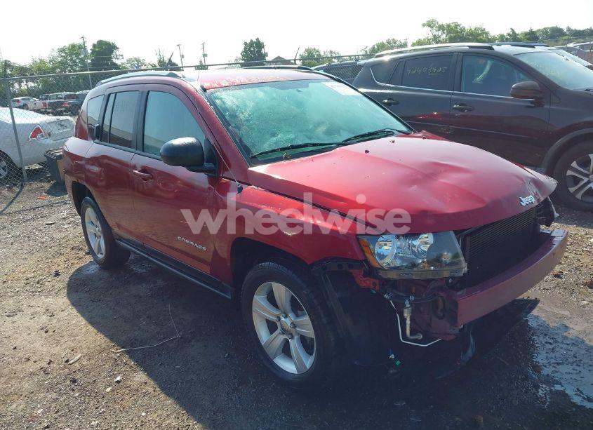 2014 Jeep Compass SPORT (VIN 1C4NJDBB8ED855330) main photo