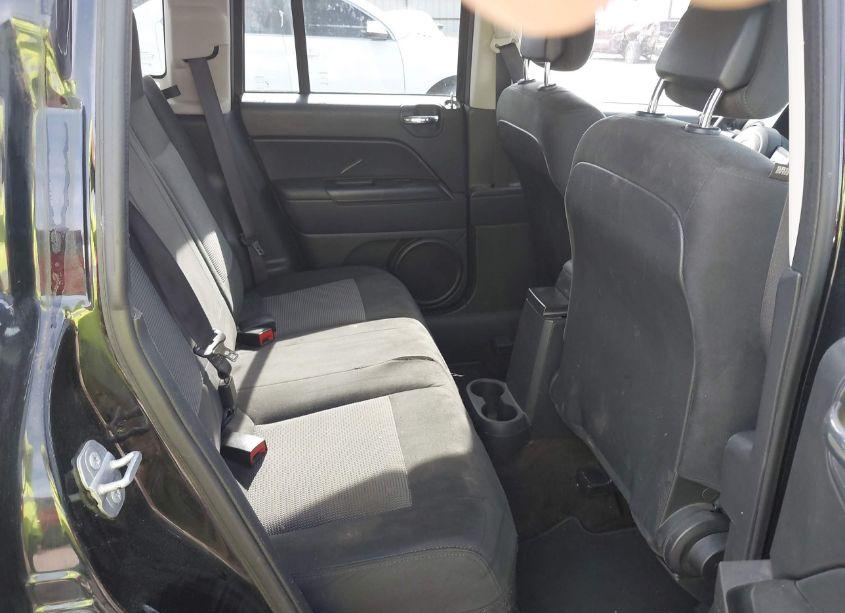 Photo 8 of 2016 Jeep Compass SPORT (VIN 1C4NJDBB8GD638542)