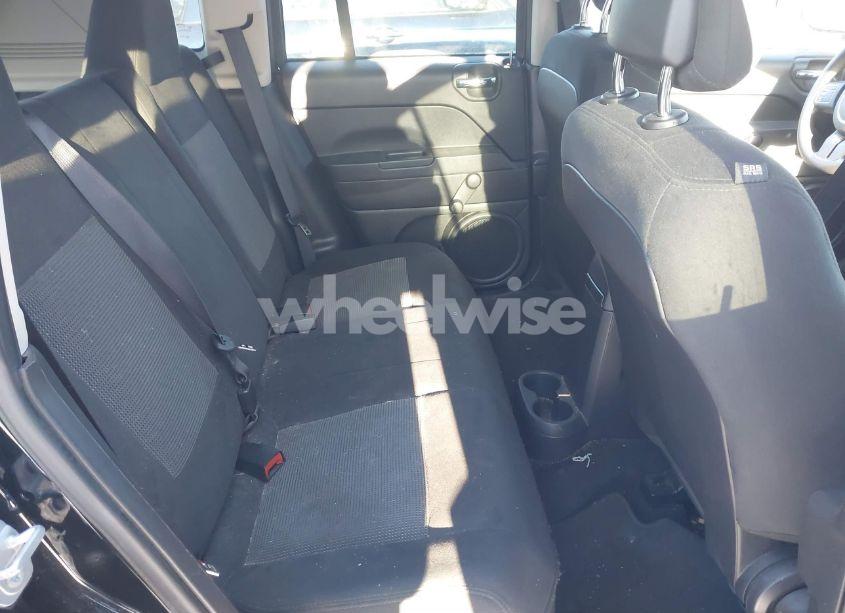 Photo 8 of 2016 Jeep Compass SPORT (VIN 1C4NJDBB8GD807586)