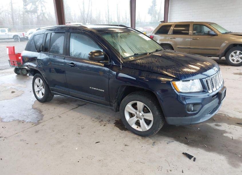 2013 Jeep Compass SPORT (VIN 1C4NJDBB9DD189741) main photo