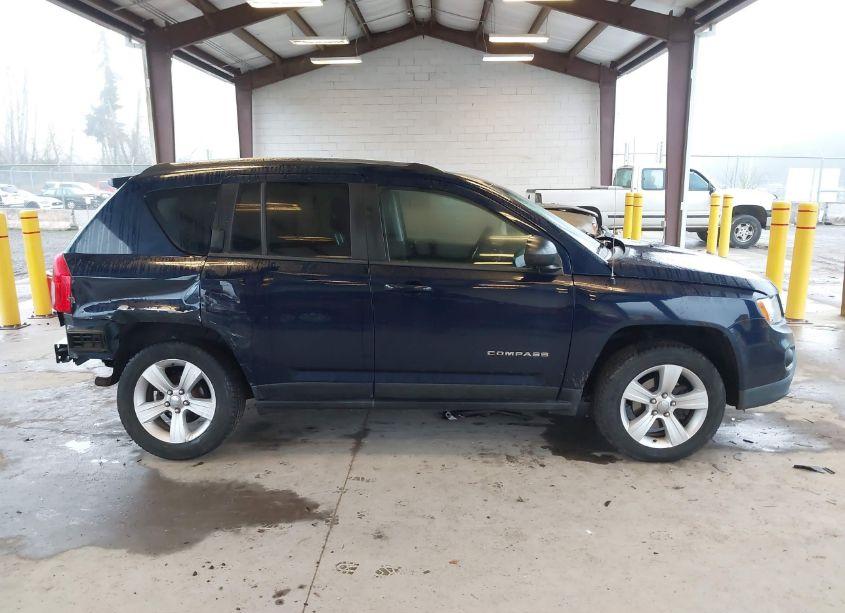 Photo 14 of 2013 Jeep Compass SPORT (VIN 1C4NJDBB9DD189741)