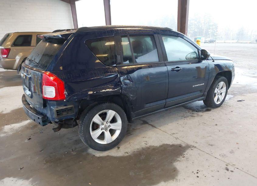 Photo 4 of 2013 Jeep Compass SPORT (VIN 1C4NJDBB9DD189741)