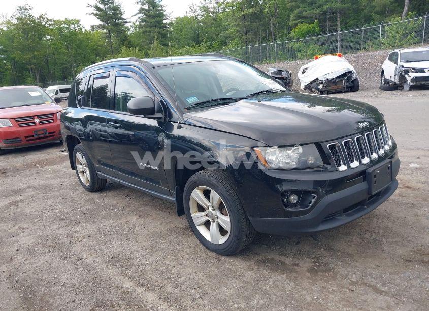 2014 Jeep Compass SPORT (VIN 1C4NJDBB9ED512378) main photo