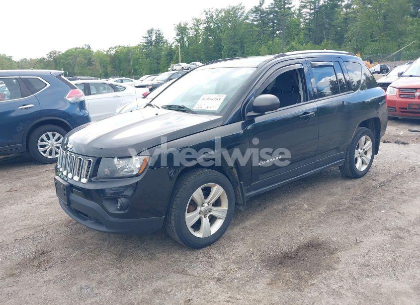 Photo 2 of 2014 Jeep Compass SPORT (VIN 1C4NJDBB9ED512378)