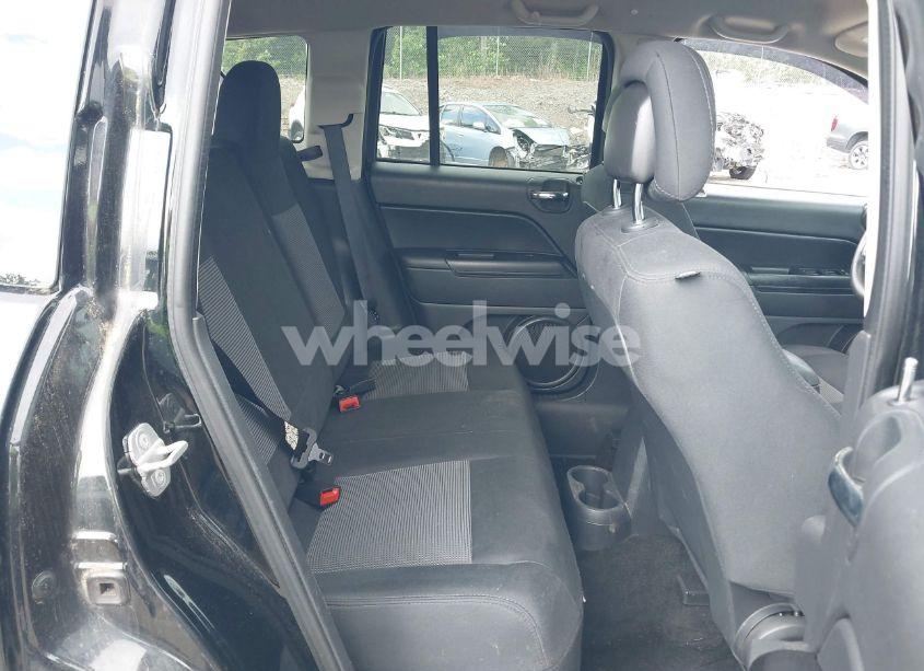 Photo 8 of 2014 Jeep Compass SPORT (VIN 1C4NJDBB9ED512378)