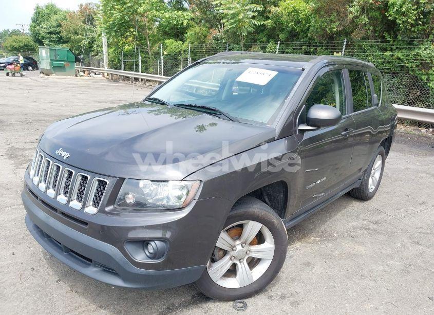 Photo 2 of 2014 Jeep Compass SPORT (VIN 1C4NJDBB9ED800255)