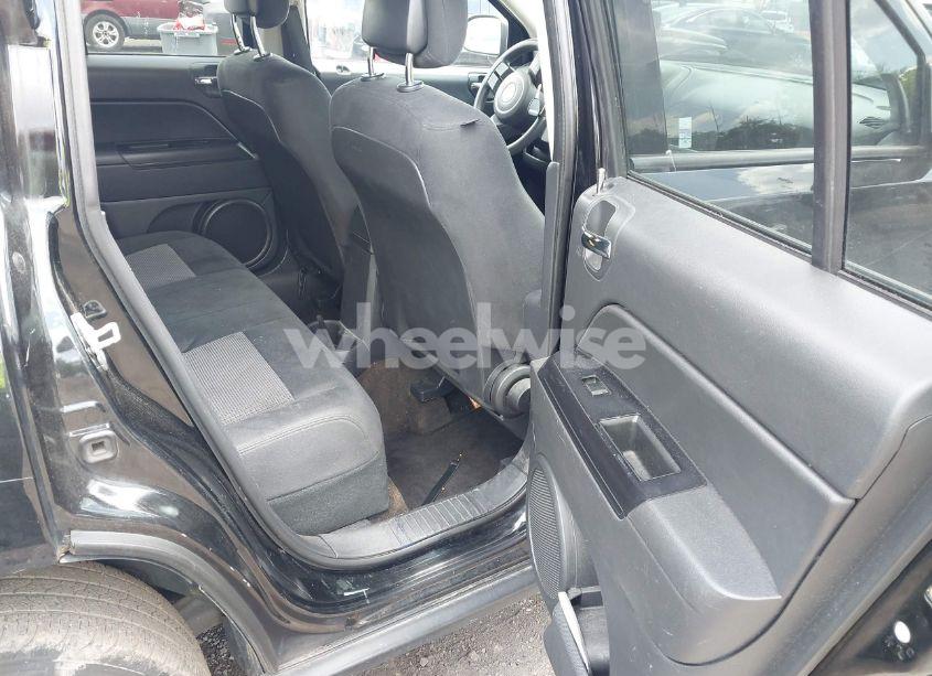 Photo 8 of 2014 Jeep Compass SPORT (VIN 1C4NJDBB9ED841209)