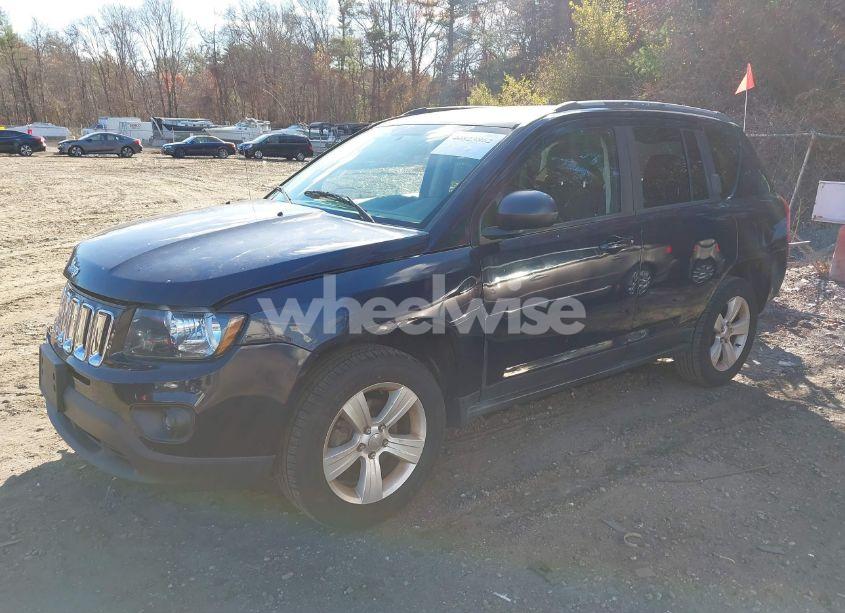 Photo 2 of 2015 Jeep Compass SPORT (VIN 1C4NJDBB9FD321402)