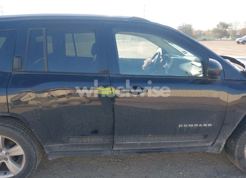 Photo 13 of 2016 Jeep Compass SPORT (VIN 1C4NJDBB9GD549921)