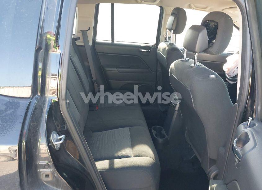 Photo 8 of 2016 Jeep Compass SPORT (VIN 1C4NJDBB9GD549921)