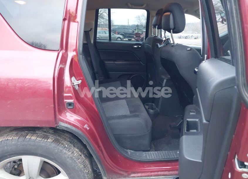 Photo 8 of 2016 Jeep Compass SPORT (VIN 1C4NJDBB9GD551877)