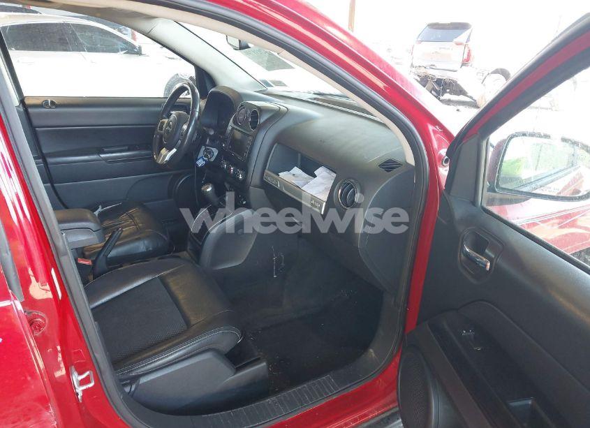 Photo 5 of 2017 Jeep Compass SPORT SE 4X4 (VIN 1C4NJDBB9HD151044)