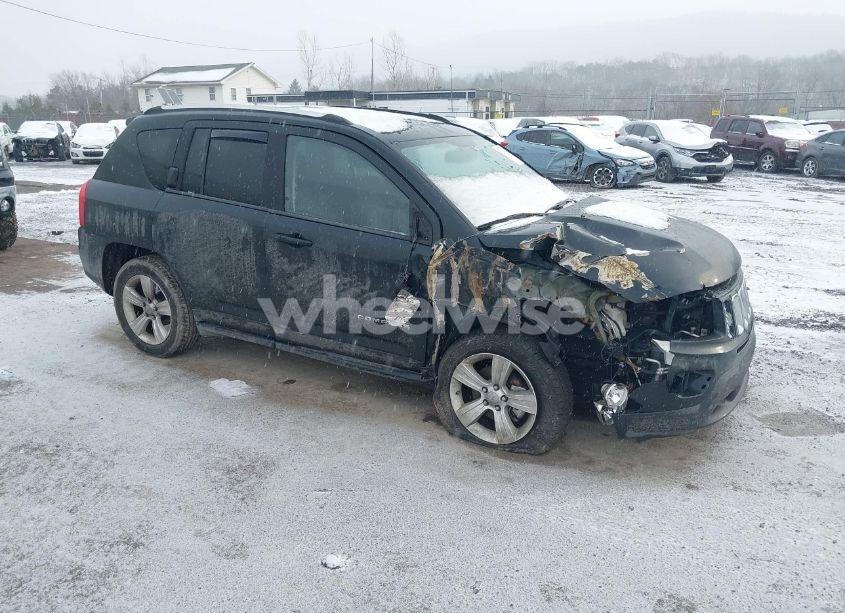 2013 Jeep Compass SPORT (VIN 1C4NJDBBXDD174634) main photo