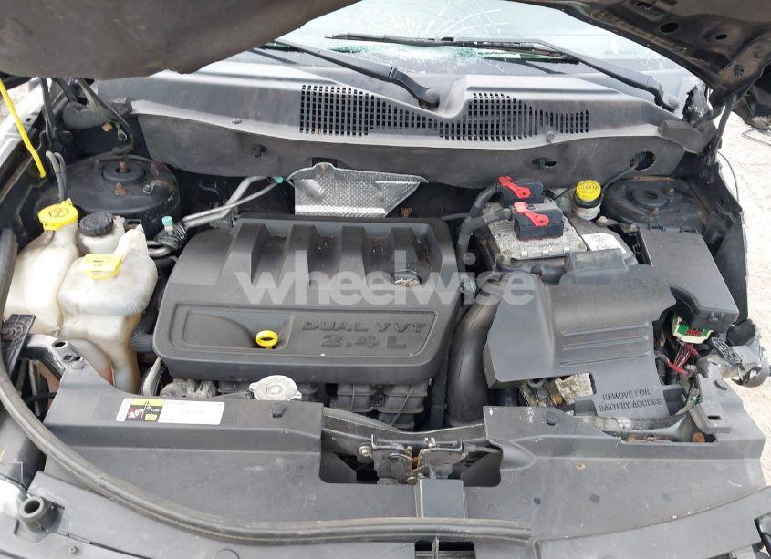 Photo 10 of 2014 Jeep Compass SPORT (VIN 1C4NJDBBXED621349)