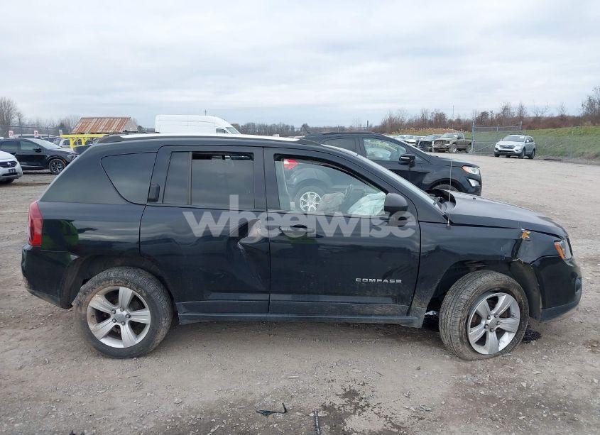 Photo 14 of 2014 Jeep Compass SPORT (VIN 1C4NJDBBXED621349)