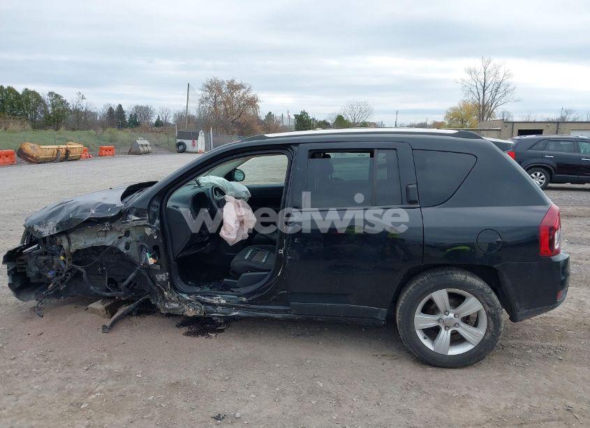 Photo 15 of 2014 Jeep Compass SPORT (VIN 1C4NJDBBXED621349)