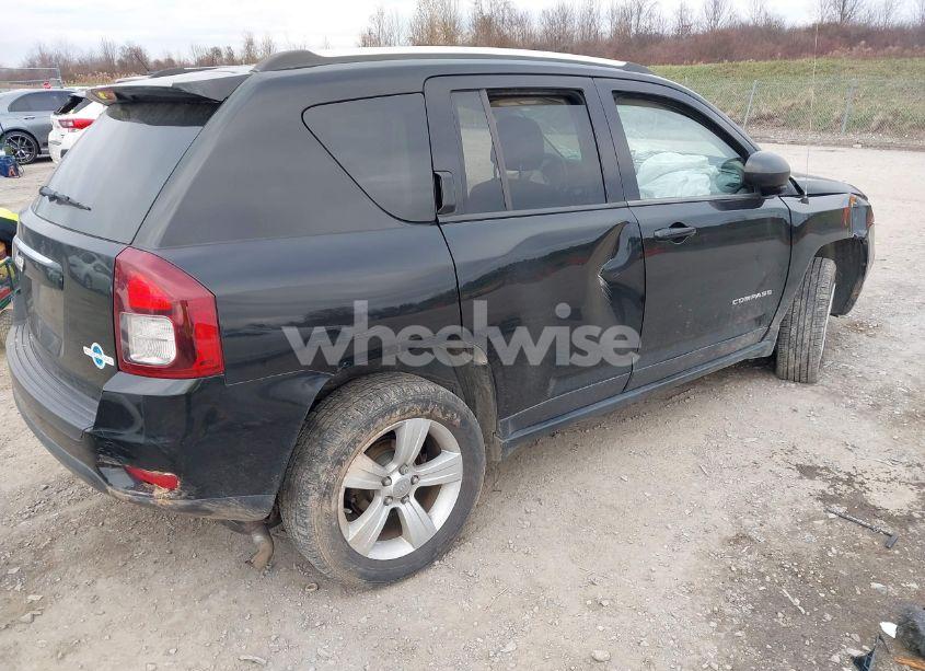 Photo 4 of 2014 Jeep Compass SPORT (VIN 1C4NJDBBXED621349)