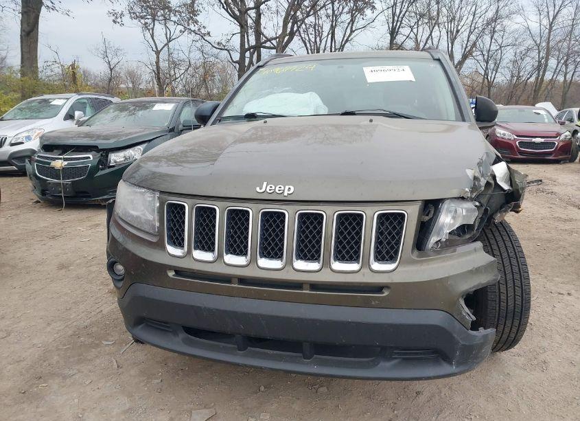 Photo 12 of 2016 Jeep Compass SPORT (VIN 1C4NJDBBXGD521545)