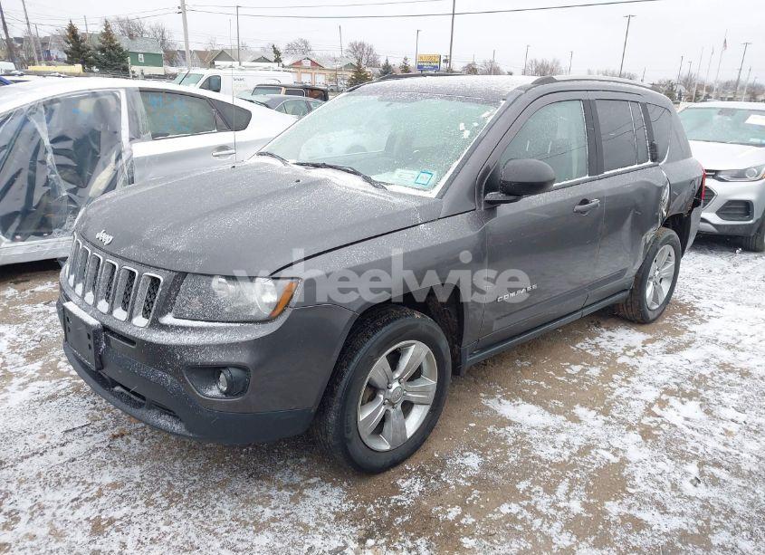 Photo 2 of 2016 Jeep Compass SPORT (VIN 1C4NJDBBXGD566100)