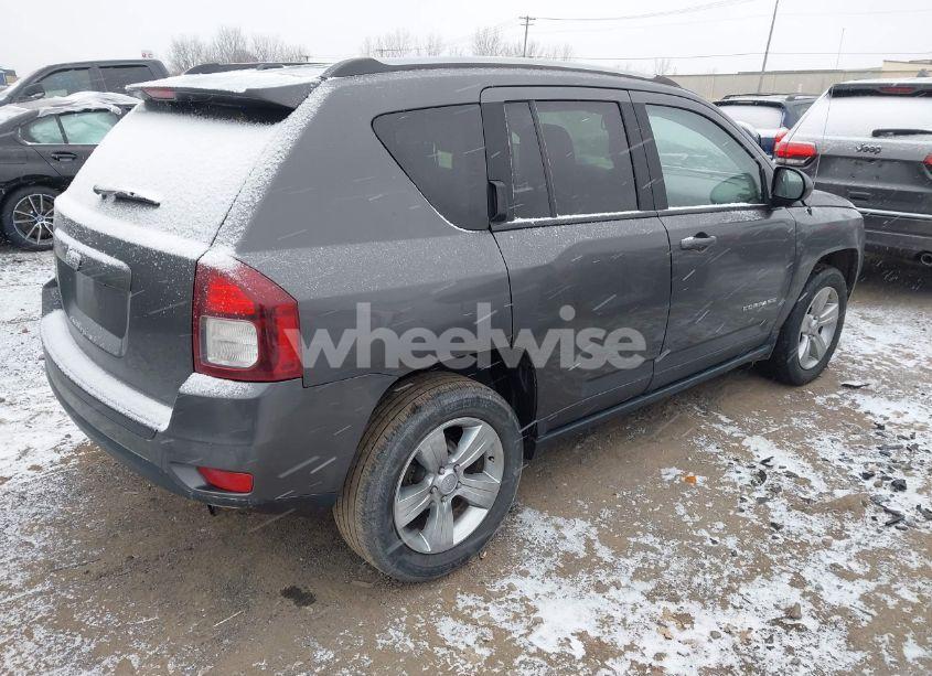 Photo 4 of 2016 Jeep Compass SPORT (VIN 1C4NJDBBXGD566100)