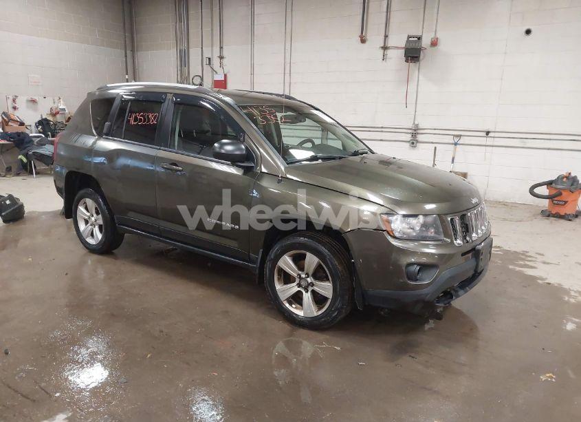2016 Jeep Compass SPORT (VIN 1C4NJDBBXGD566405) main photo