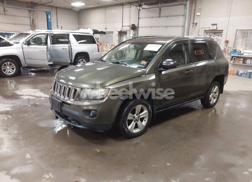 Photo 2 of 2016 Jeep Compass SPORT (VIN 1C4NJDBBXGD566405)