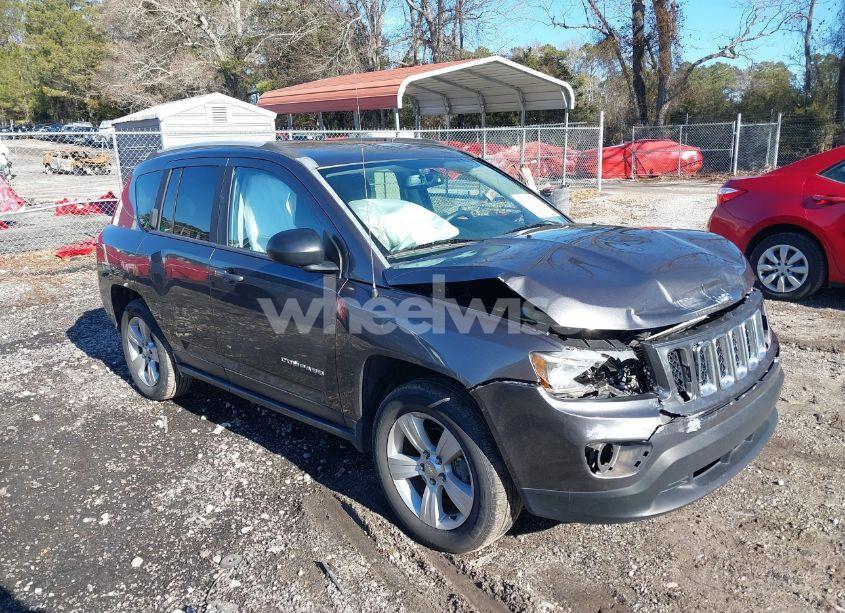 2016 Jeep Compass SPORT (VIN 1C4NJDBBXGD617790) main photo