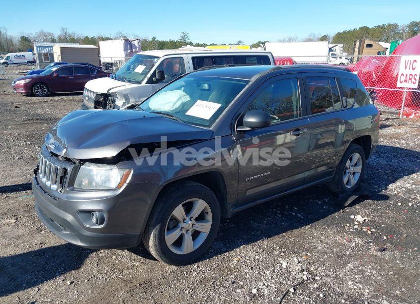 Photo 2 of 2016 Jeep Compass SPORT (VIN 1C4NJDBBXGD617790)