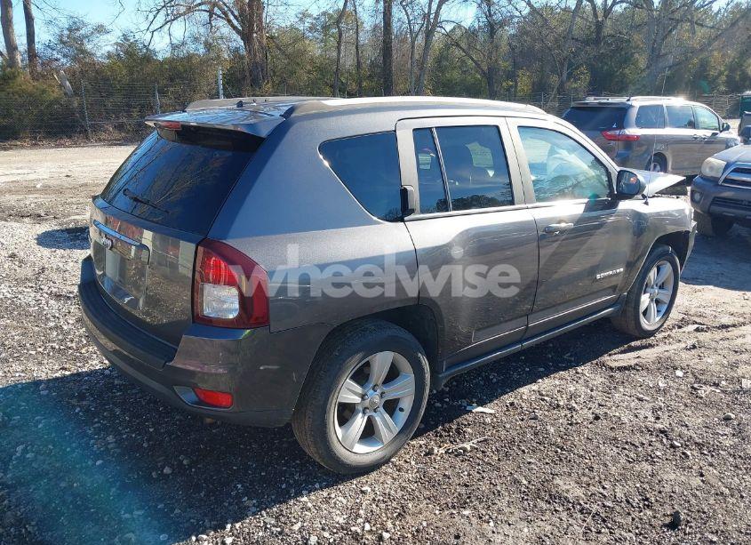 Photo 4 of 2016 Jeep Compass SPORT (VIN 1C4NJDBBXGD617790)