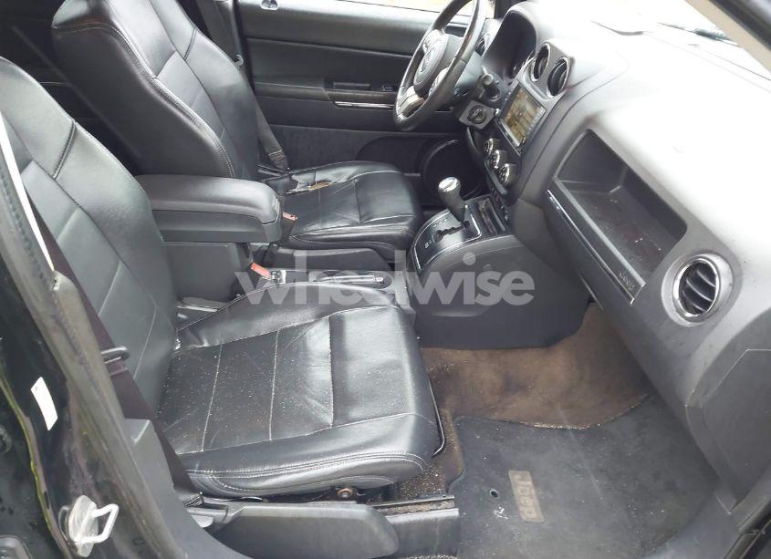 Photo 5 of 2013 Jeep Compass LIMITED (VIN 1C4NJDCB0DD281352)