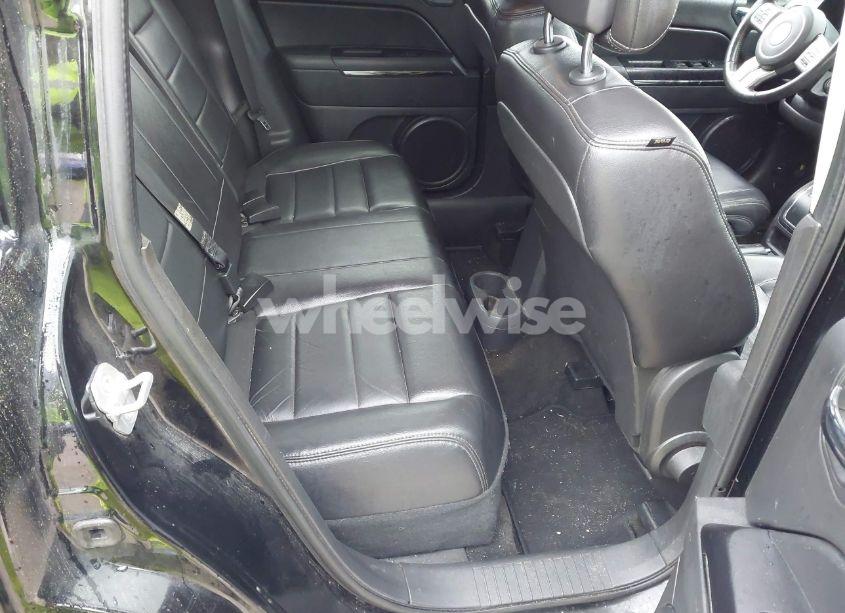 Photo 8 of 2013 Jeep Compass LIMITED (VIN 1C4NJDCB0DD281352)