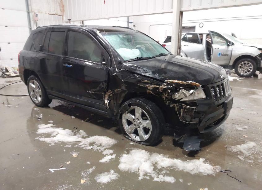 2013 Jeep Compass LIMITED (VIN 1C4NJDCB2DD228622) main photo
