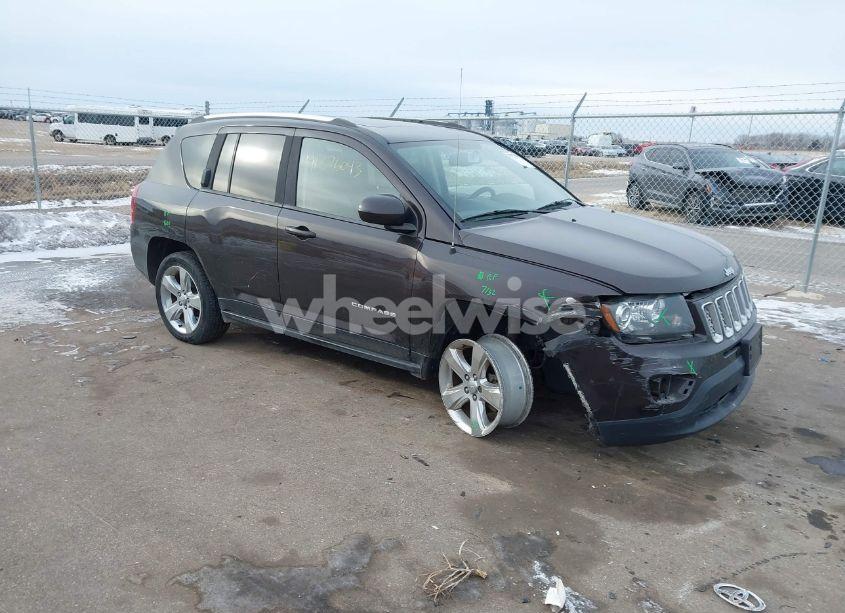 2014 Jeep Compass LIMITED (VIN 1C4NJDCB3ED734316) main photo