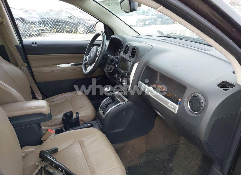 Photo 5 of 2014 Jeep Compass LIMITED (VIN 1C4NJDCB3ED734316)