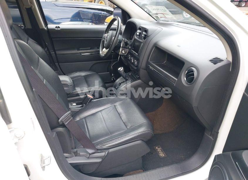 Photo 5 of 2013 Jeep Compass LIMITED (VIN 1C4NJDCB4DD199656)