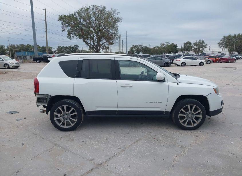 Photo 13 of 2014 Jeep Compass LIMITED (VIN 1C4NJDCB5ED779922)