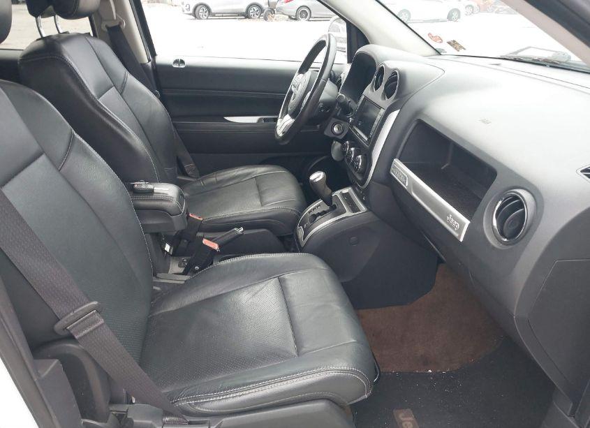 Photo 5 of 2014 Jeep Compass LIMITED (VIN 1C4NJDCB5ED779922)