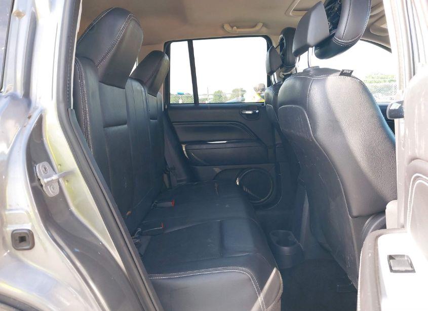 Photo 8 of 2014 Jeep Compass LIMITED (VIN 1C4NJDCB7ED509350)