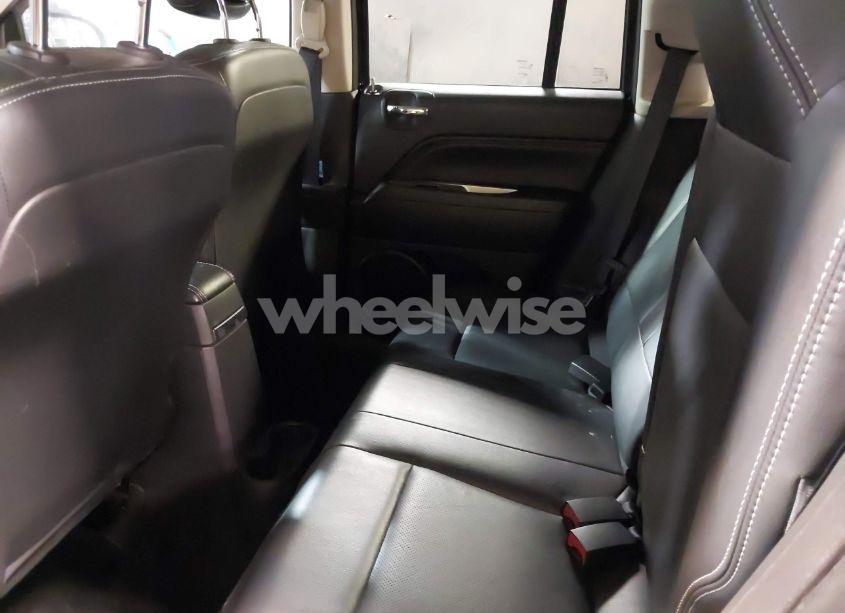 Photo 8 of 2014 Jeep Compass LIMITED (VIN 1C4NJDCB7ED563828)