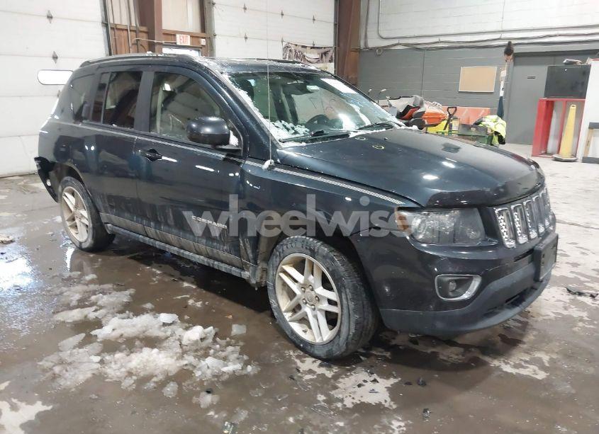 2014 Jeep Compass LIMITED (VIN 1C4NJDCB7ED705059) main photo